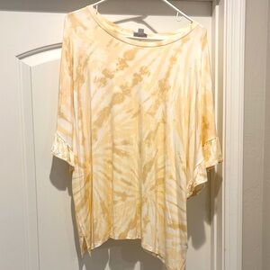 LuLaRoe Yellow Tie-Dye mid Sleeve Top 2x